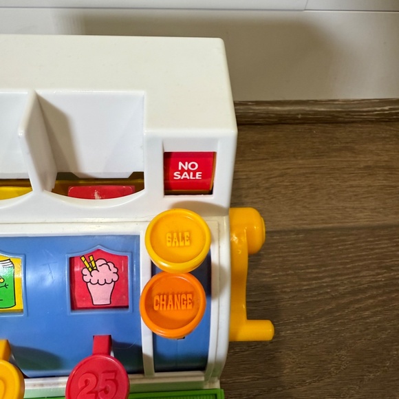 Vintage Fisher Price Cash Register, Working Bell, Functional Buttons, 5 Coins - Picture 8 of 14